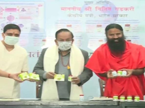 एक बार फिर बाबा रामदेव ने कोरोनिल को कोविड-19 की दवा के रूप में लॉन्च किया