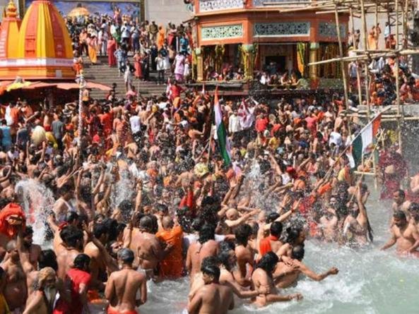 उत्तराखंड सरकार ने कहा- कुंभ में आने वालों को अब कोविड के आरटीपीसीआर जांच की निगेटिव रिपोर्ट लाना जरूरी नहीं
