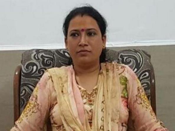रेखा आर्य ने कहा कि गैरसैंण को मंडल बनाने की घोषणा व्यवहारिक नहीं थी