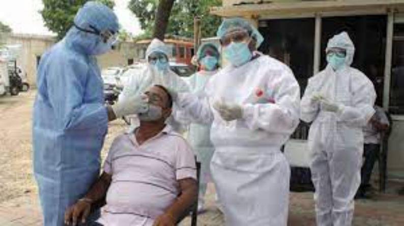 भारत में पिछले 24 घंटे में 4 लाख 12 हजार मामले सामने आए, 3,980 लोगों की हुई मौत