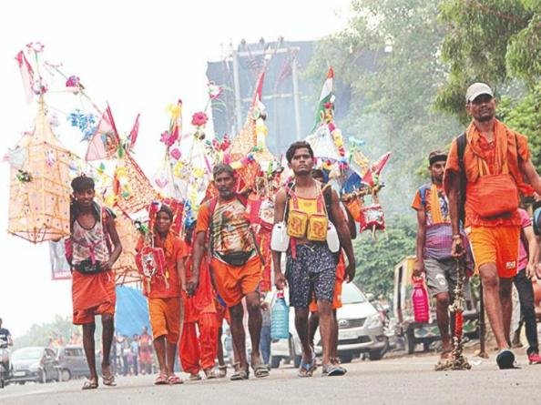 कांवड़ यात्रियों को हरिद्वार आने से रोकने के लिए पुलिस ने कमर कसी