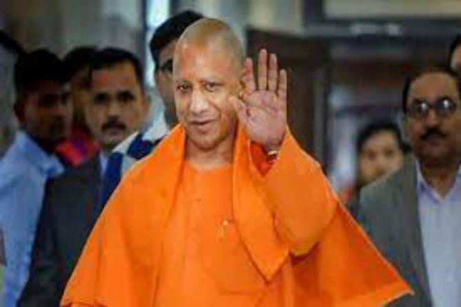 एक बार फिर मथुरा आ रहे सीएम योगी, ब्रज रज महोत्सव का करेंगे उद्धाटन