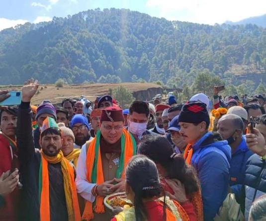 मुख्यमंत्री पुष्कर सिंह धामी बागेश्वर जिले की दोनों सीटों के लिए प्रचार करने पहुंचे, 60 के पार का नारा होगा बुलंद