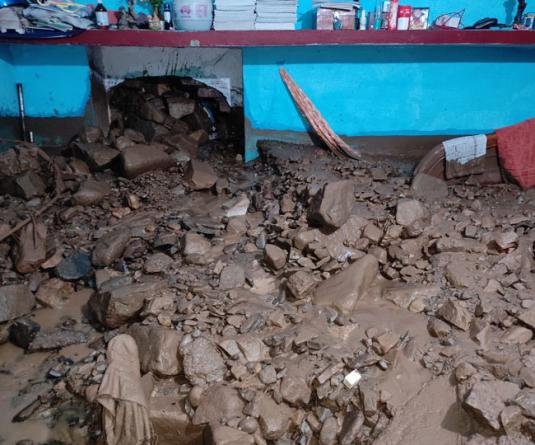सहस्रधारा में भारी वर्षा के बीच हुए भूस्खलन से मचा हड़कंप, पांच लोग हुए घायल