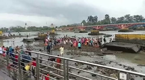 हरकी पैड़ी पर अचानक रोका जल, यूपी सिंचाई विभाग ने गंगा सभा को भी नहीं दी सूचना