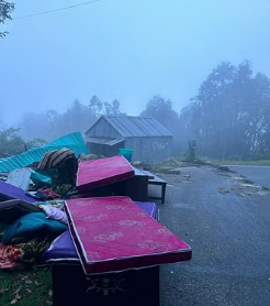 घाटी में प्रशासन की कार्रवाई, कई ढाबे किए ध्वस्त, मक्कुबैंड से हटाया गया अवैध अतिक्रमण