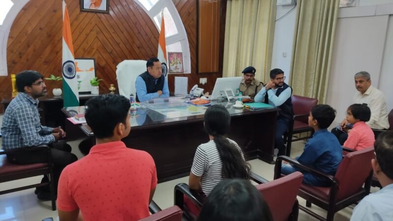 हरिद्वार में आपरेशन मुक्ति के अन्तर्गत बाल श्रम, बाल विवाह एवं बाल भिक्षावृत्ति के सम्बन्ध में एक बैठक का आयोजन हुआ