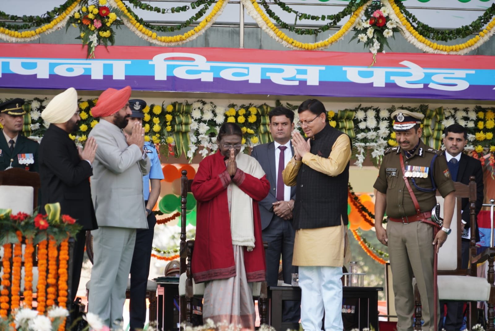 राज्य स्थापना दिवस पर राज्यपाल और मुख्यमंत्री ने अमर शहीदों और वीर आंदोलनकारियों को किया नमन