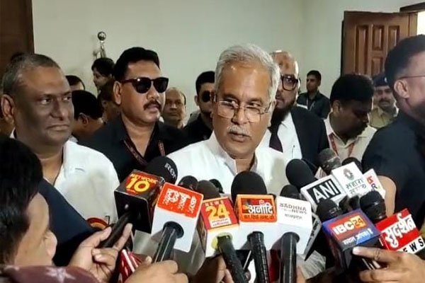 Himachal's Congress government in crisis: पूर्व सीएम भूपेश ने हिमाचल में डाला डेरा: कांग्रेस सरकार को संकट से उबारने की आला कमान ने सौंपी है जिम्‍मेदारी