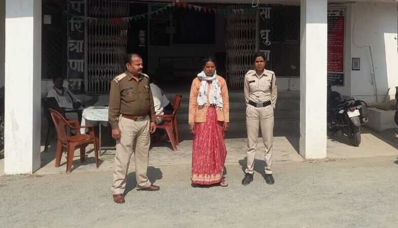 Raigarh News; पति को जिंदा जलाया: शराब पीकर रोज करता था मारपीट, परेशान पत्नी ने सो रहे पति पर पेट्रोल डालकर लगा दी आग…