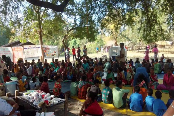 Sukma News: स्वास्थ्य टीम व साम्य भूमि फाउंडेशन जन जागरूकता के लिए संवेदनशील क्षेत्र ताड़मेटला पहुंची…