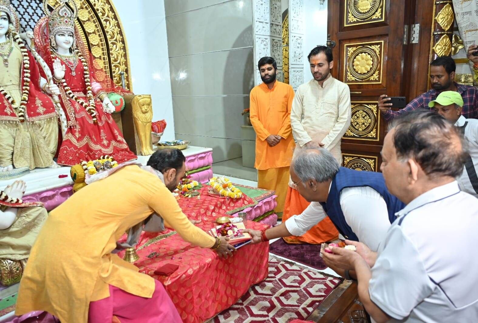 Rajim Kumbh: विष्णु सरकार ने दिया भगवान राम को न्योता: आमंत्रण पत्र लेकर मंत्री पहुंचे राम दरबार, जाने क्या है मामला…