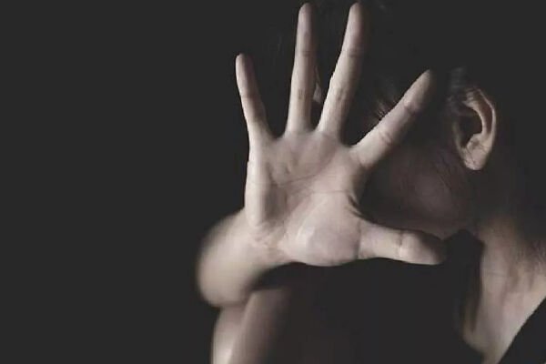 MP News: रतलाम में एक ही परिवार के तीन महिलाओं से दुष्कर्म, फर्जी तांत्रिक ने ऐसे दिया वारदात को अंजाम