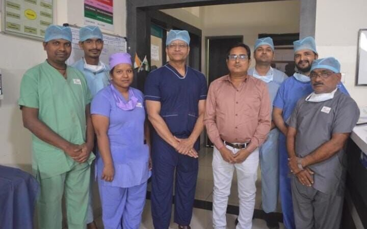 छत्तीसगढ़ में सर्वप्रथम नई टेक्नोलॉजी 3D प्रिंटिंग के माध्यम से हिप का सफल जोड़ प्रत्यारोपण आपरेशन मेडिशाईन हॉस्पिटल में…