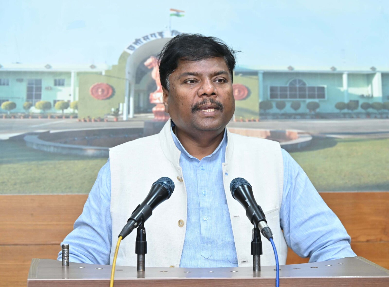 Chhattisgarh News: प्रदेश में इको-टूरिज्म बोर्ड की होगी स्थापना: मानव-हाथी द्वंद को रोकने ‘मिशन बी’ योजना का होगा 7 जिलों विस्तार