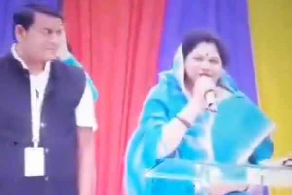 MLA Kavita Pran Lahere: CG एमएलए कविता प्राण लहरे का चंगाई सभा वाला वीडियो वायरल: बीजेपी का दावा कर लिया है धर्मांतरण, बिलाईगढ़ विधायक का जवाब…