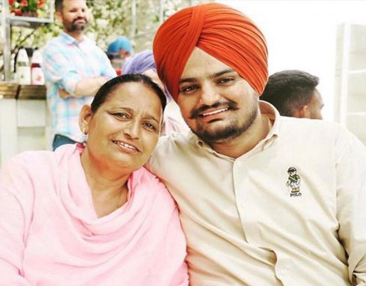 Sidhu Moosewala Mother in Pregnant: प्रेग्नेंट हैं सिंगर सिद्धू मूसेवाला की मां! बेटे की मौत के बाद घर में अब गूंजेगी किलकारी…