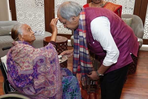 Chhattisgarh News: शिक्षा मंत्री बृजमोहन अग्रवाल को मातृशोक: लंबे समय से अस्‍वस्‍थ थीं, शाम को लीं अंतिम सांस