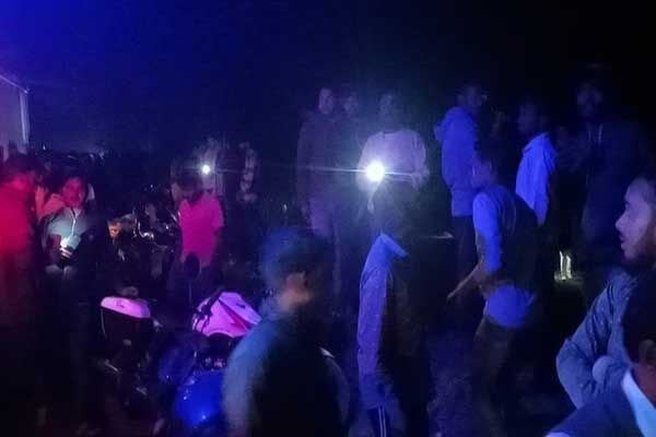 Rail News: रेल एक्‍सीडेंट: आग लगने की आशंका से हड़बड़ी में उतर रहे यात्रियों को दूसरी तरफ से आ रही ट्रेन ने रौंदा, 2 की मौत, बढ़ सकती है संख्‍या