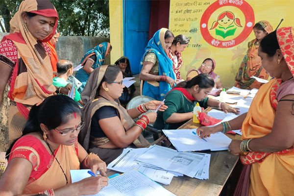 CG Mahtari Vandan Yojana: महतारी वंदन योजना के हितग्राही करवा लें अपना आधार नंबर एक्टिवेट, नहीं तो होगी परेशानी…