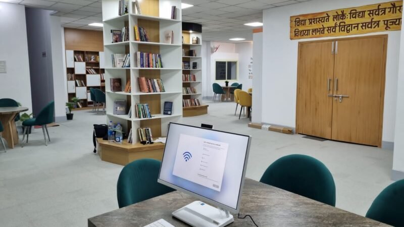 जिलाधिकारी के प्रयासों से हाईटेक होता श्रीदेव सुमन जिला पुस्तकालय