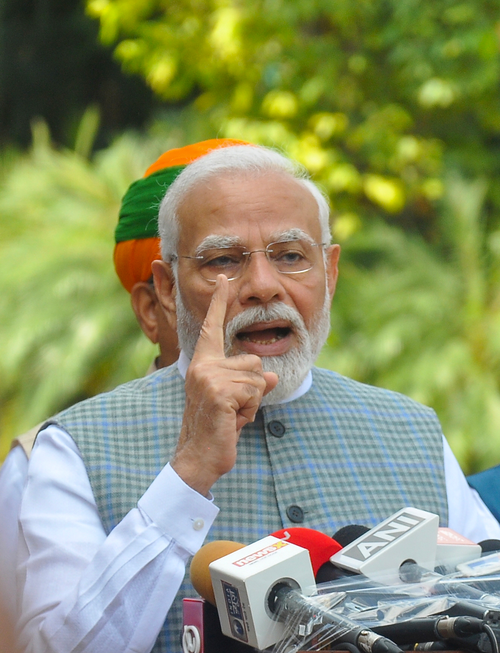 क्या है CAA? इतना विवाद क्यों, किसे मिलेगा इसका फायदा… जानिए सब कुछ…