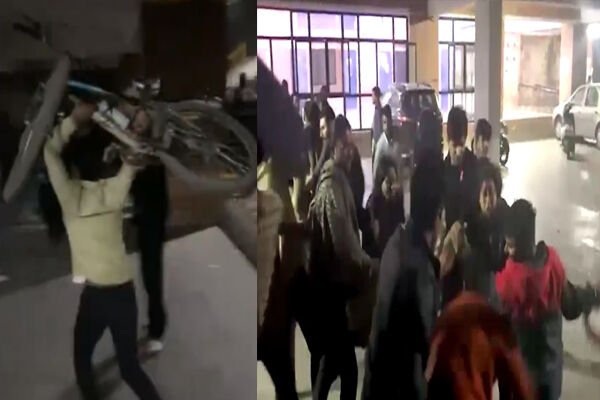 JNU News: JNU में बवाल! देर रात ABVP और वामपंथी छात्रों के बीच हुई मारपीट, चले लाठी – डंडे, कई घायल