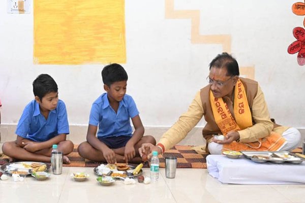 CG News: अन्नदान महादान: स्कूली बच्चों को ‘न्योता भोजन’ में मिलेगा पौष्टिक आहार…