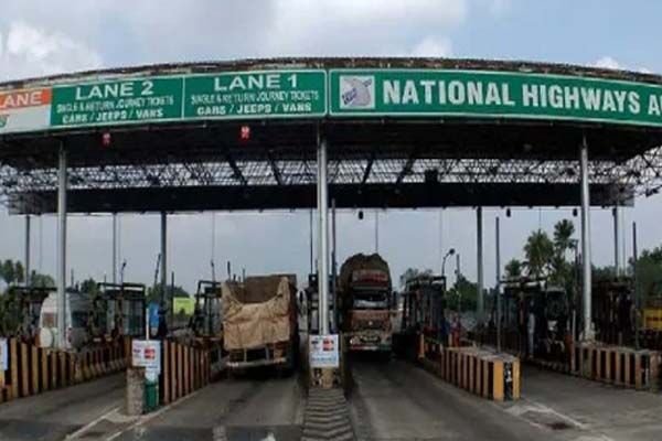 Kumhari Toll Plaza: कुम्हारी टोल प्लाजा में अवैध वसूली: कांग्रेस का आरोप- ठेका हो गया है समाप्‍त फिर भी हो रही है वसूली, एनएचआई को सौंपा ज्ञापन