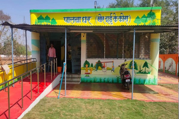 Mahasamund News: जिले में सर्व सुविधायुक्त पालना घर ने लिया आकार, कामकाजी महिलाओं के लिए बना वरदान