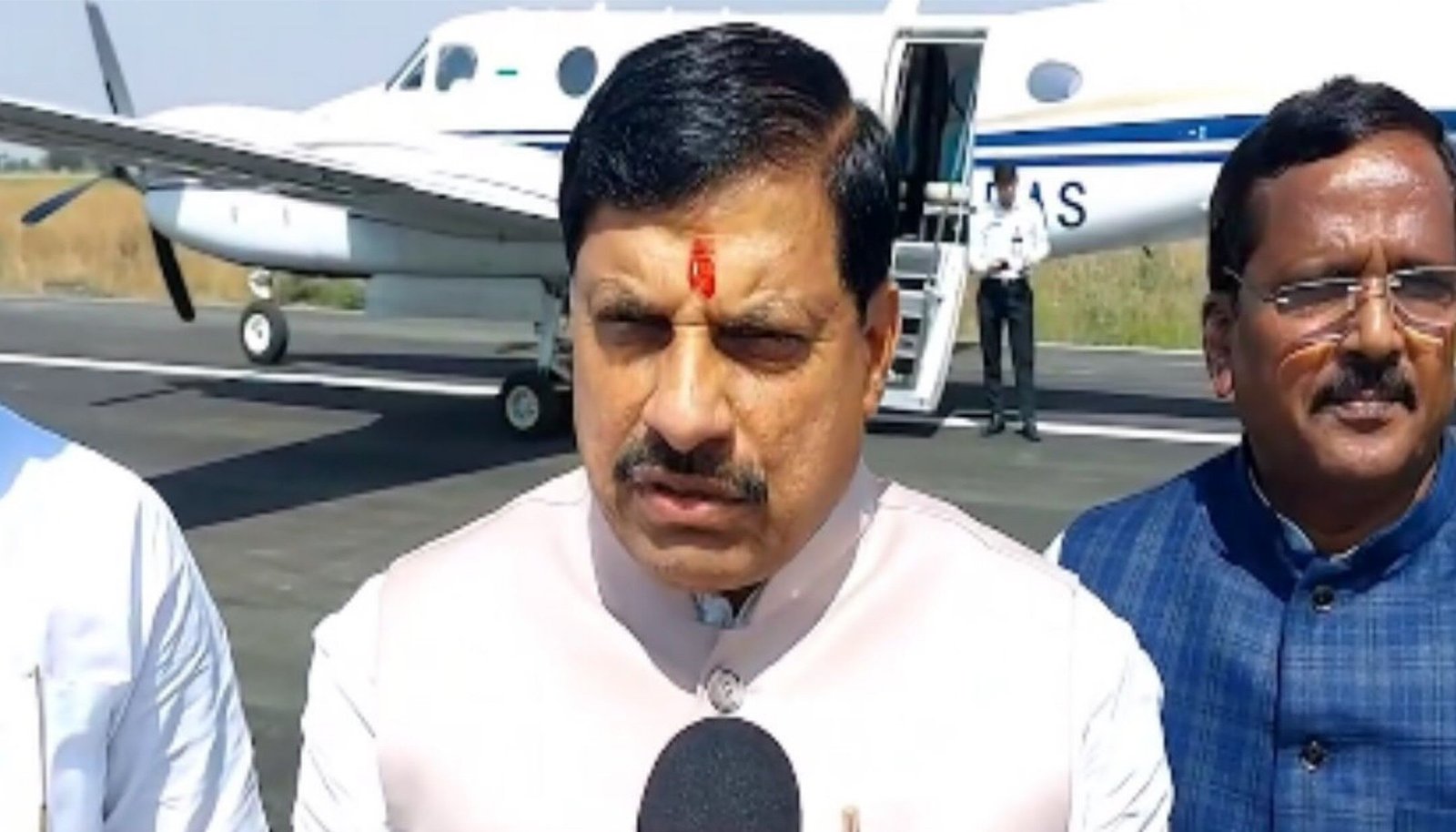 MP News HIndi: CM मोहन यादव ने दी बड़ी सौगात, उज्जैन से PM श्री एयर एम्बुलेंस सेवा का शुभारंभ