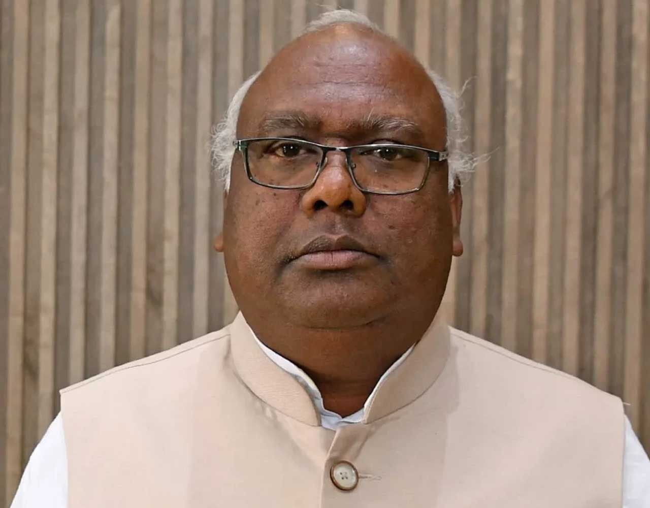 BJP Sansad Candidate Chintamani Mahraj Biography In Hindi: सांसद प्रत्याशी चिंतामणि महाराज का जीवन परिचय…