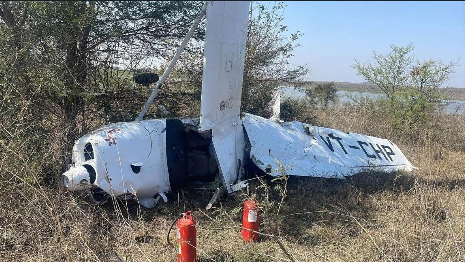 Guna Plane Crash: मध्य प्रदेश के गुना में ट्रेनिंग प्लेन हुआ दुर्घटनाग्रस्त, महिला पायलट घायल