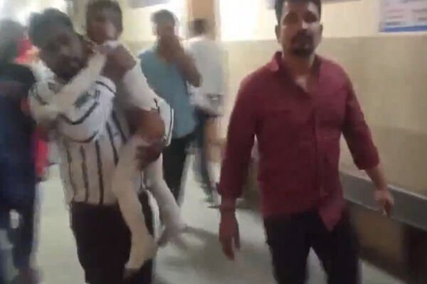 Kota News: कोटा में करंट की चपेट में आए 14 बच्चे, 2  की हालत गंभीर, शिव बारात के दौरान हुआ हादसा