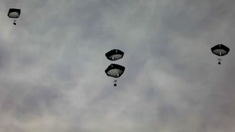 Gaza War Update: गाजा में सहायता सामग्री गिराने के दौरान पैराशूट नहीं खुलने से पांच की मौत, कई घायल