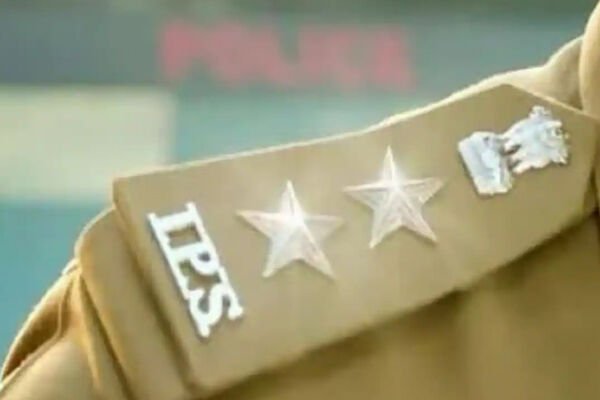 UP IPS Transfer: यूपी में 3 आईपीएस अफसरों का ट्रांसफर, मोहित अग्रवाल बने वाराणसी के पुलिस कमिश्नर