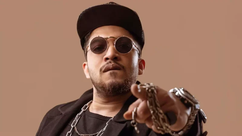 Naezy Biography Hindi: कौन हैं बिग बॉस OTT 3 कंटेस्टेंट रैपर नावेद शेख उर्फ नैजी रैपर? 'गली बॉय' में रणवीर सिंह ने निभाया था इनका किरदार