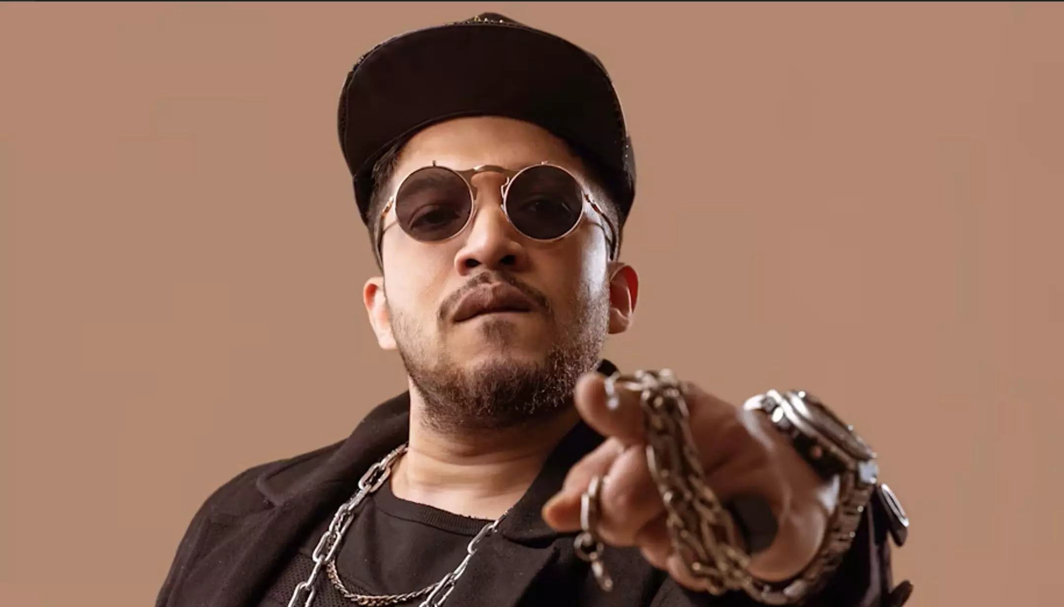 Naezy Biography Hindi: कौन हैं बिग बॉस OTT 3 कंटेस्टेंट रैपर नावेद शेख उर्फ नैजी रैपर? 'गली बॉय' में रणवीर सिंह ने निभाया था इनका किरदार