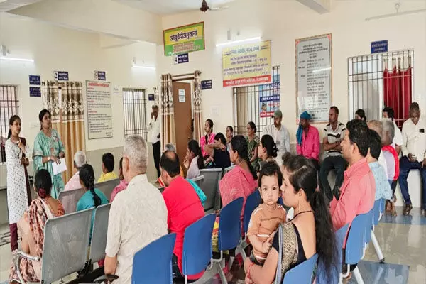 Rajnandgaon News: आयुष पॉलीक्लिनिक में नि:शुल्क स्वास्थ्य शिविर संपन्न