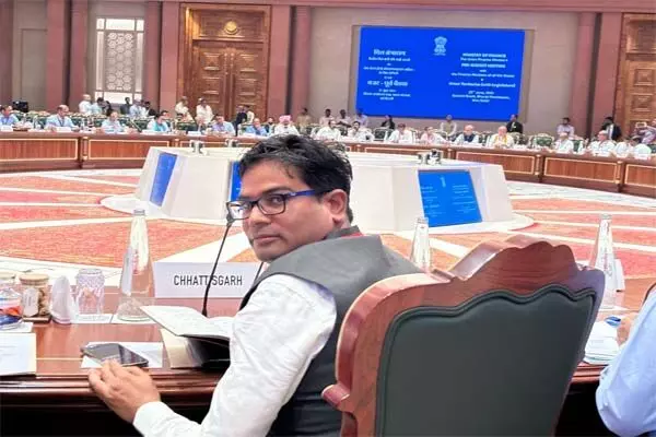Finance Minister OP Choudhary: NCR की तर्ज पर छत्‍तीसगढ़ में SCR: वित्‍त मंत्रियों की बैठक में चौधरी ने केंद्र से मांगी मदद, DMF के नियमों में बदलाव का किया आग्रह