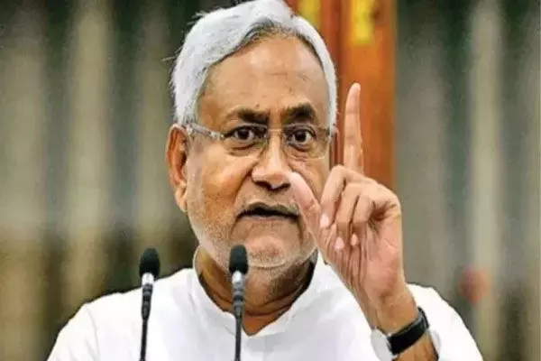 Bihar News: मुख्यमंत्री ने निर्माणाधीन मीठापुर-सिपारा-महुली-पुनपुन फोर लेन पथ परियोजना की प्रगति का लिया जायजा, तेजी से निर्माण कार्य पूर्ण करने का दिया निर्देश