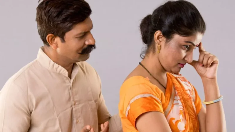 क्या आपके भी पति करते हैं बात-बात पर आपके मायके का अपमान ?…तो ऐसे संभालें सिचुएशन