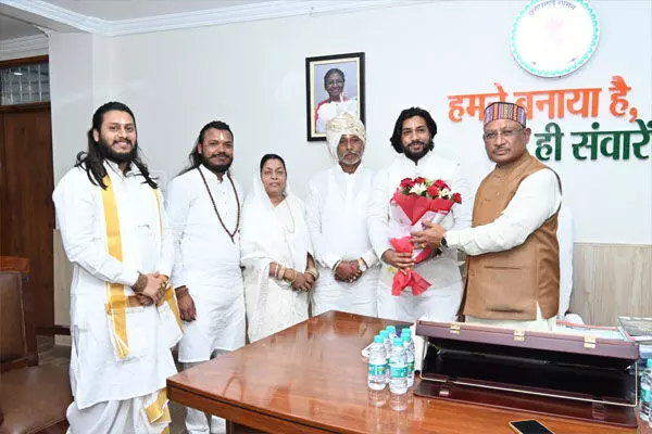 Raipur News: विष्णुदेव साय समाज में शांति के साथ विकास के लिए कृत-संकल्पित है छत्तीसगढ़ सरकार