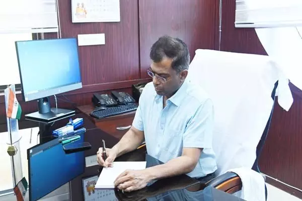 Chhattisgarh State Election Commission: पूर्व सीएस अजय सिंह ने संभाली छत्तीसगढ़ राज्य निर्वाचन आयुक्त की कुर्सी