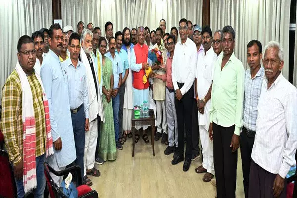 Raipur News: मुख्यमंत्री विष्णु देव साय से छतीसगढ़ प्रदेश कंवर समाज के प्रतिनिधि मंडल ने की सौजन्य मुलाकात