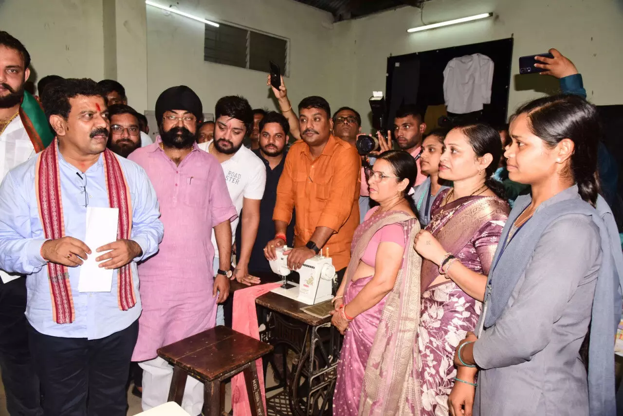 Raipur News: उप मुख्यमंत्री विजय शर्मा ने बिलासपुर जिले के कोनी आईटीआई का किया निरीक्षण