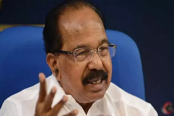 Political News: हार की समीक्षा करने छत्‍तीसगढ़ आ रहे हैं मोइली: 28 को पहुंचेंगे रायपुर, 3 सेंटर से 11 सीटों की लेंगे रिपोर्ट…