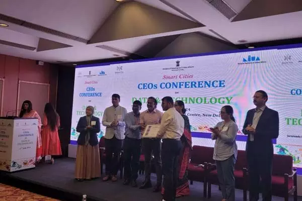 Bilaspur Smart City: दिल्ली में बजा बिलासपुर का डंका…डेटा और तकनीक में देश में पांचवे स्थान पर स्मार्ट सिटी, पुरस्कारों की लगी झड़ी, कमिश्नर अमित कुमार बोले…