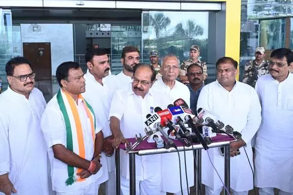 Chhattisgarh News: हार की समीक्षा करने पहुंचे मोइली: दोपहर में राजीव भवन में करेंगे बैठक, जानिये…दौरे को लेकर क्‍या कहा…