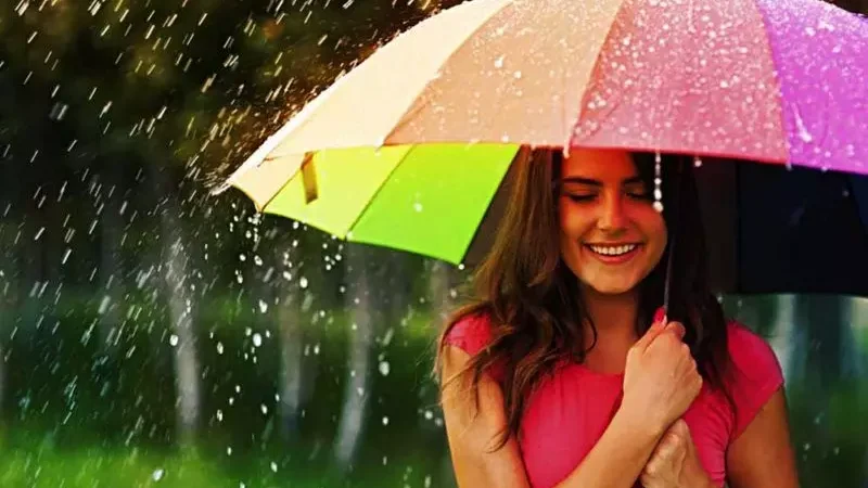Rainy Season Health and Safety Tips : बारिश में सिर्फ छम-छम नाचे ही नहीं सेहत का भी रखें ख्याल…भीगने के बाद ये जरूर करें